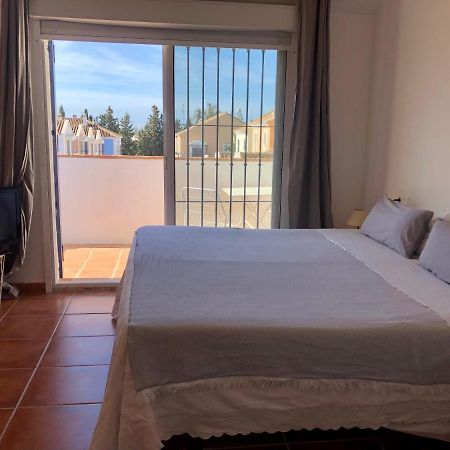 Charming 1 Bedroom Suite With Shared Kitchen Next To Puerto Banus Marbella Exterior foto
