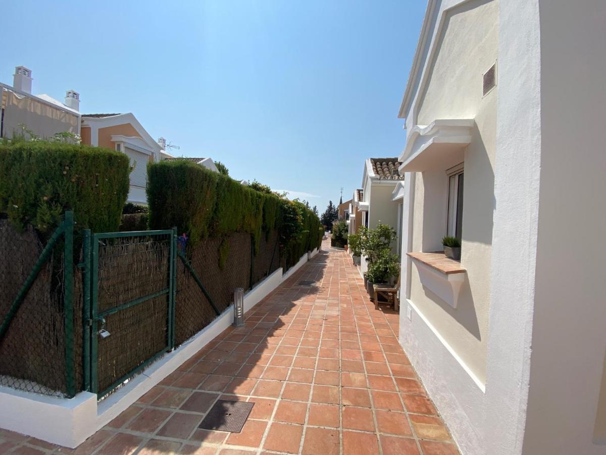 Charming 1 Bedroom Suite With Shared Kitchen Next To Puerto Banus Marbella Exterior foto