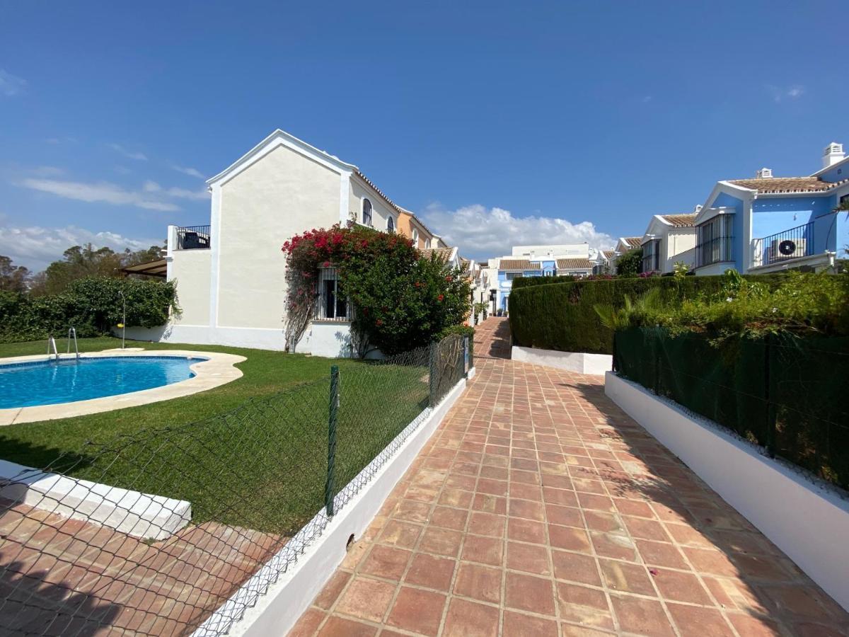 Charming 1 Bedroom Suite With Shared Kitchen Next To Puerto Banus Marbella Exterior foto