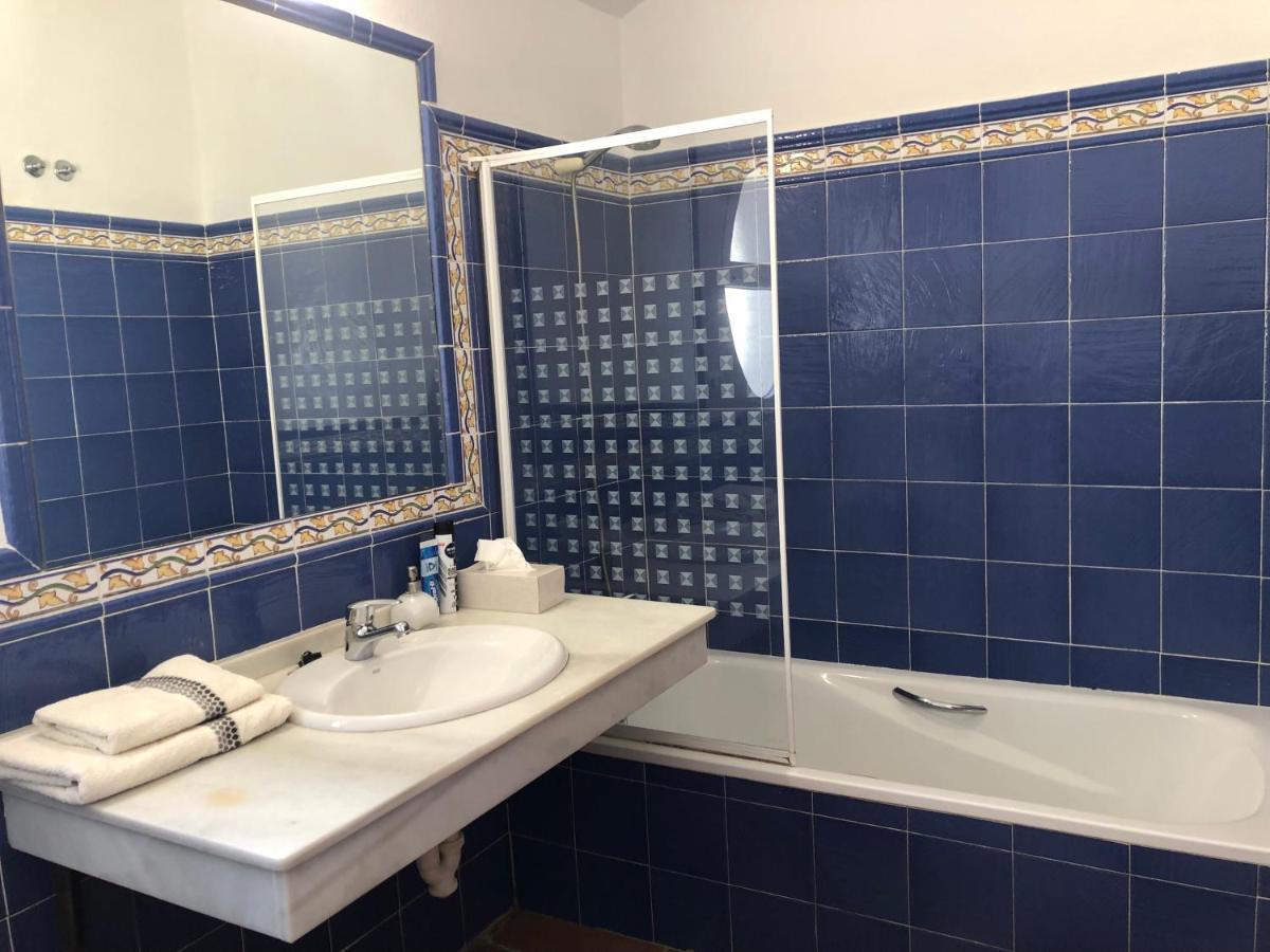 Charming 1 Bedroom Suite With Shared Kitchen Next To Puerto Banus Marbella Exterior foto