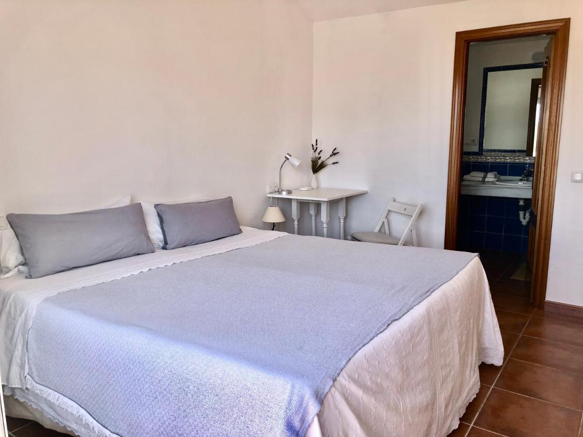 Charming 1 Bedroom Suite With Shared Kitchen Next To Puerto Banus Marbella Exterior foto